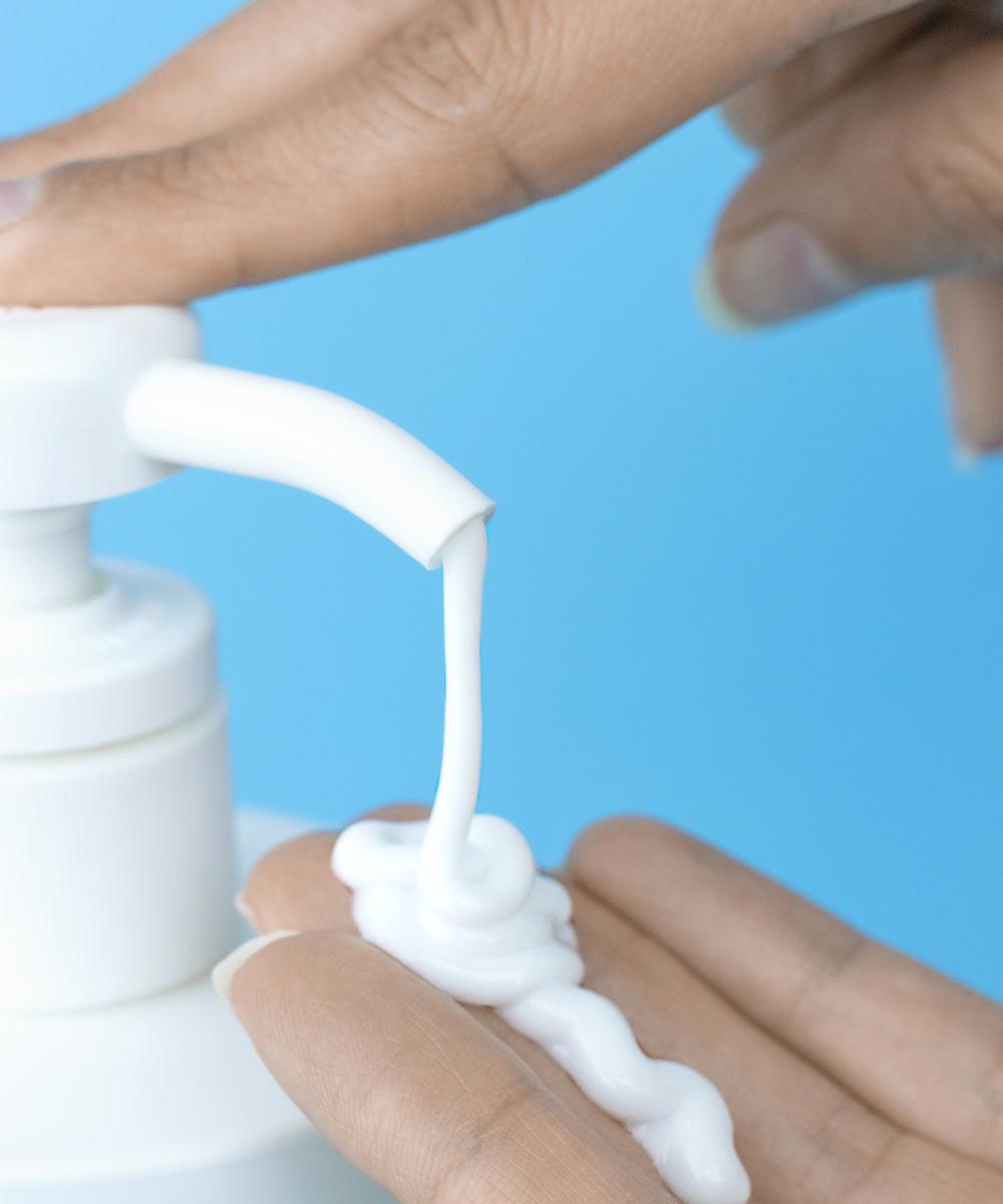 Verdimill EMULSIÓN CORPORAL ÁCIDA CALMANTE- Con Urea Aloe Vera Y Caléndula (800ml)