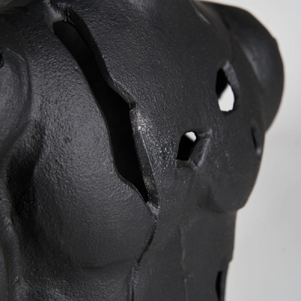 Vical Home BUSTO MESSIER