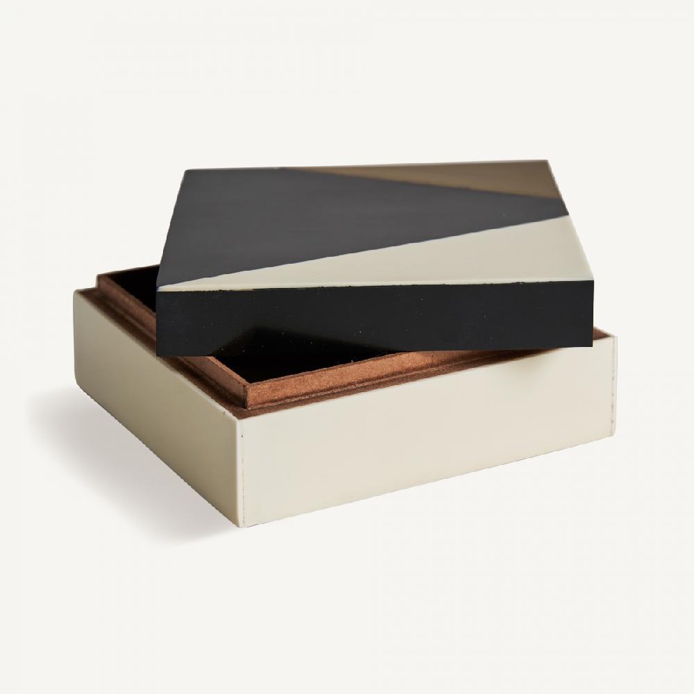 Vical Home CAJA RATNA