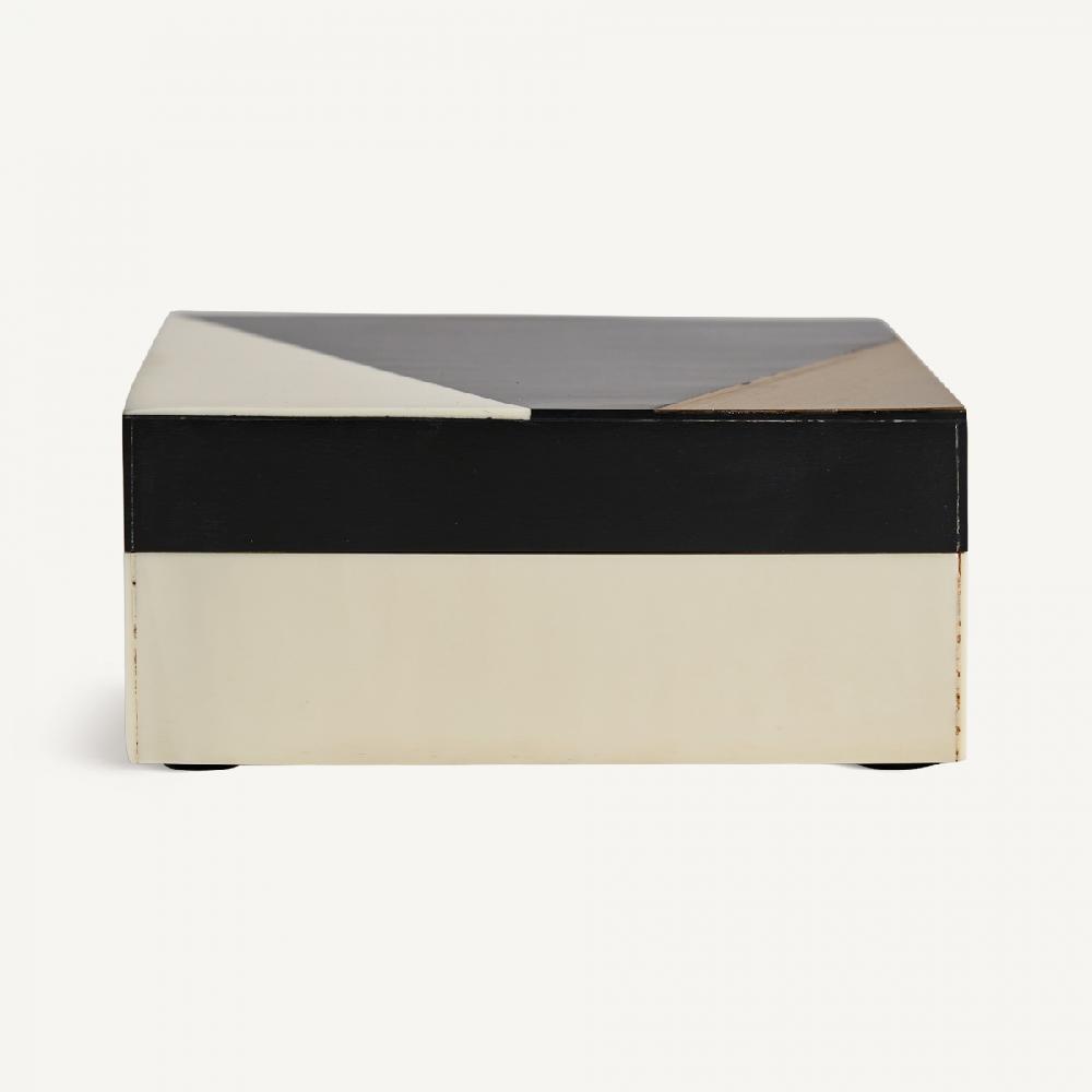 vical home CAJA RATNA