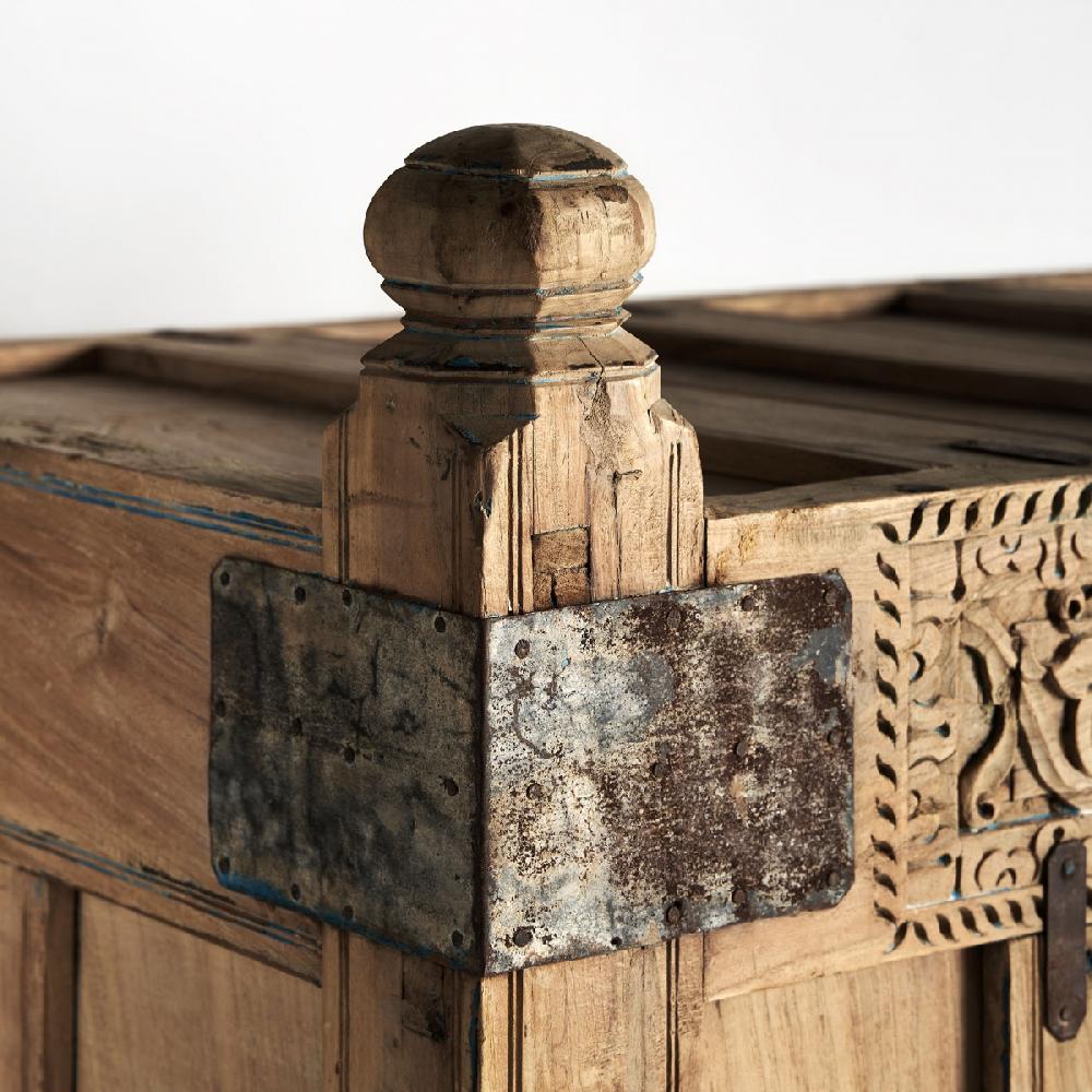 Vical Home CONSOLA GONDA