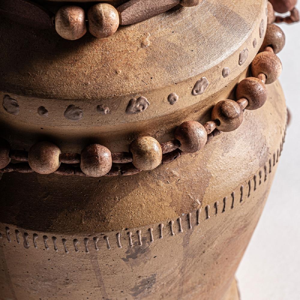 Vical Home JARRÓN ADIB