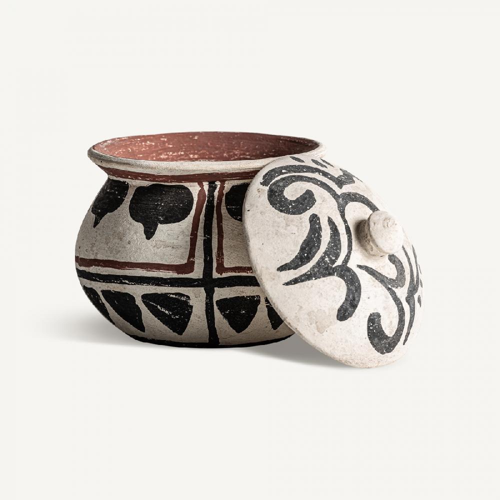 Vical Home TIBOR KASE