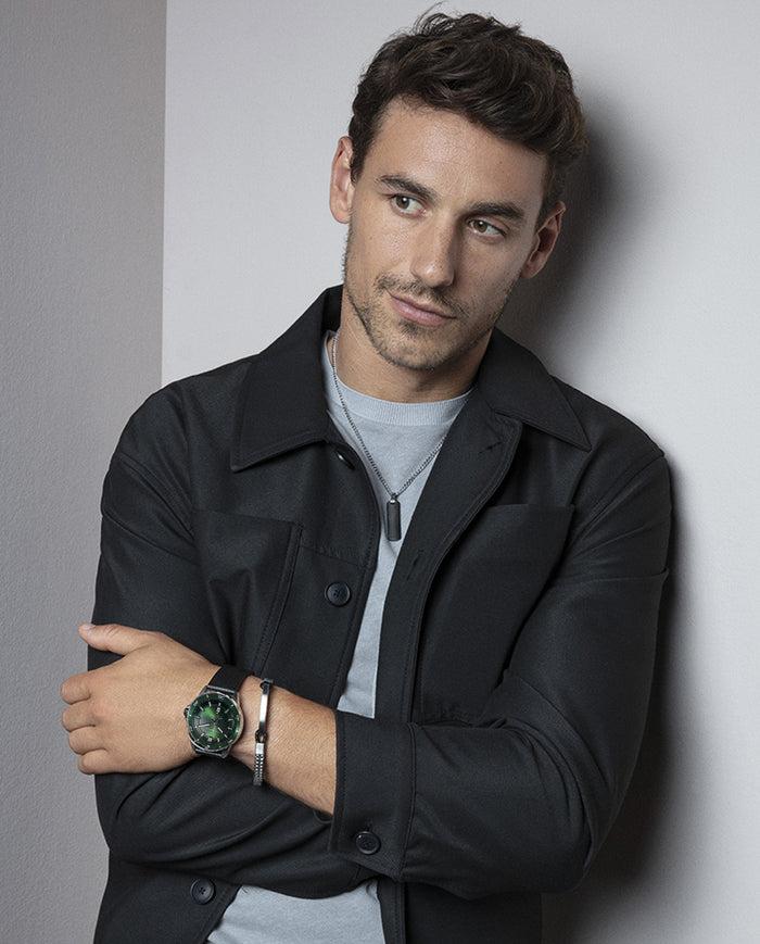 Viceroy Pack Reloj Con Pulsera Caja De Acero Con Bisel De Aluminio Verde 10 Atm Y Correa De Piel Negra Con Movimiento Cuarzo