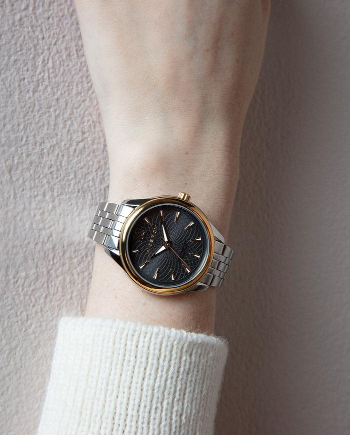 Viceroy Reloj Caja Bicolor De Acero E Ip Dorado 5 Atm Y Brazalete De Acero Con Movimiento Cuarzo