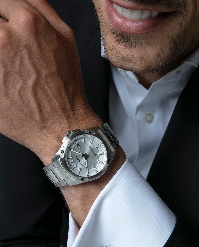 Viceroy Reloj Caja De Acero 10 Atm Y Brazalete De Acero Con Movimiento Cuarzo