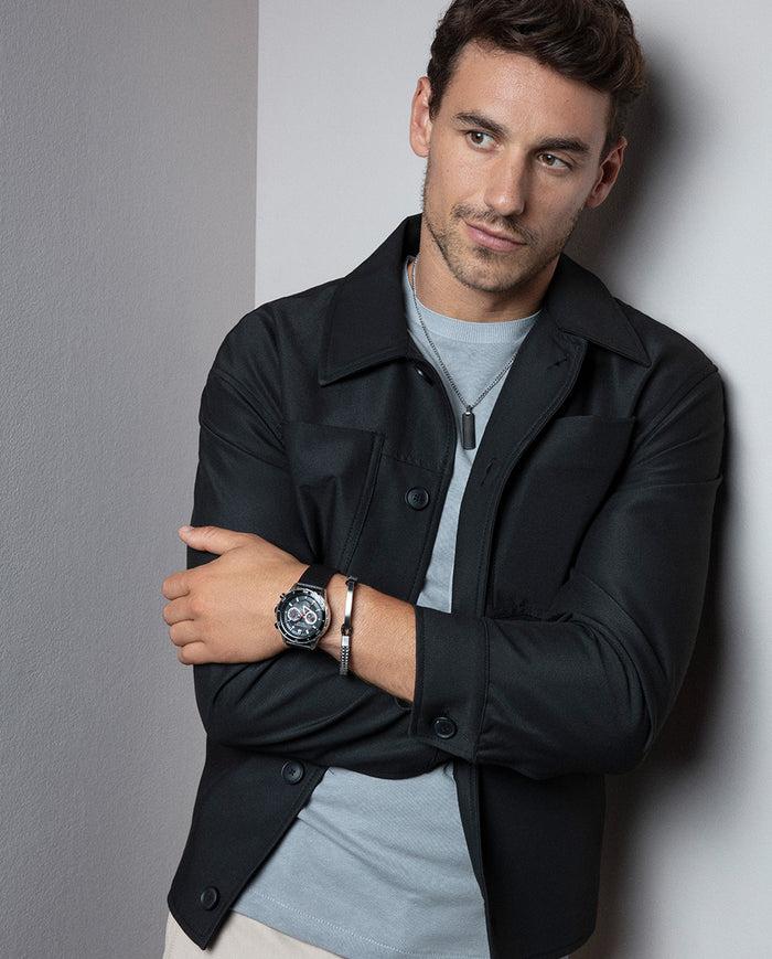 Viceroy Reloj Caja De Acero Con Bisel De Aluminio Negro 10 Atm Y Correa De Piel Negra Con Movimiento Cuarzo