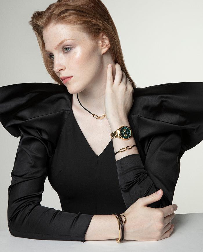 Viceroy Reloj Caja De Acero Ip Dorado 5 Atm Y Brazalete De Acero Ip Dorado Con Movimiento Cuarzo