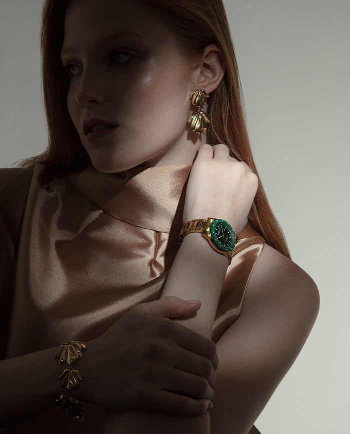 Viceroy Reloj Caja De Acero Ip Dorado Con Bisel Cerámico Verde 5 Atm Y Brazalete Acero Ip Dorado Con Movimiento Cuarzo