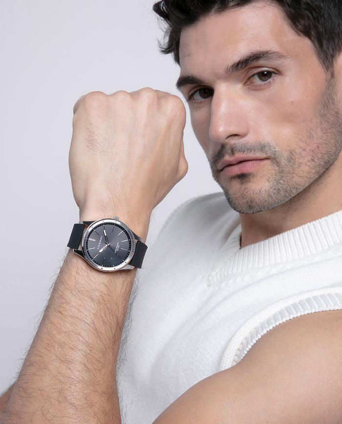 Viceroy Reloj De Hombre Con Correa De Silicona Y Esfera Negra Con Movimiento De Cuarzo
