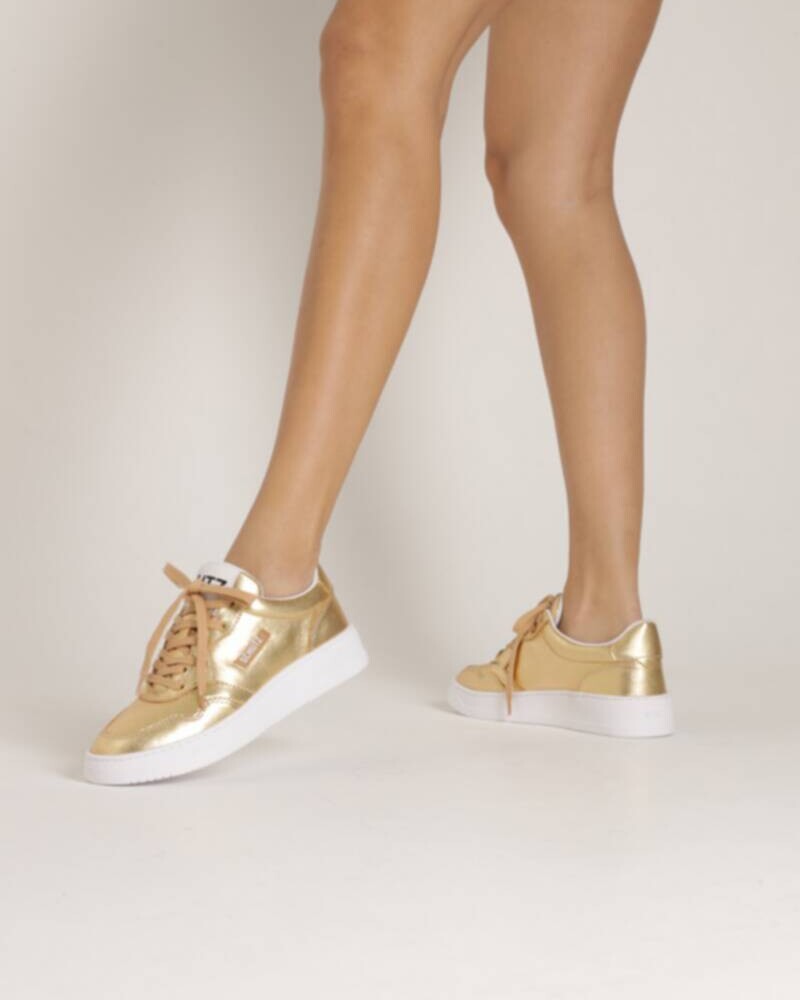 Viceversa CHAMPION DORADO Y BLANCO CON CORDONES