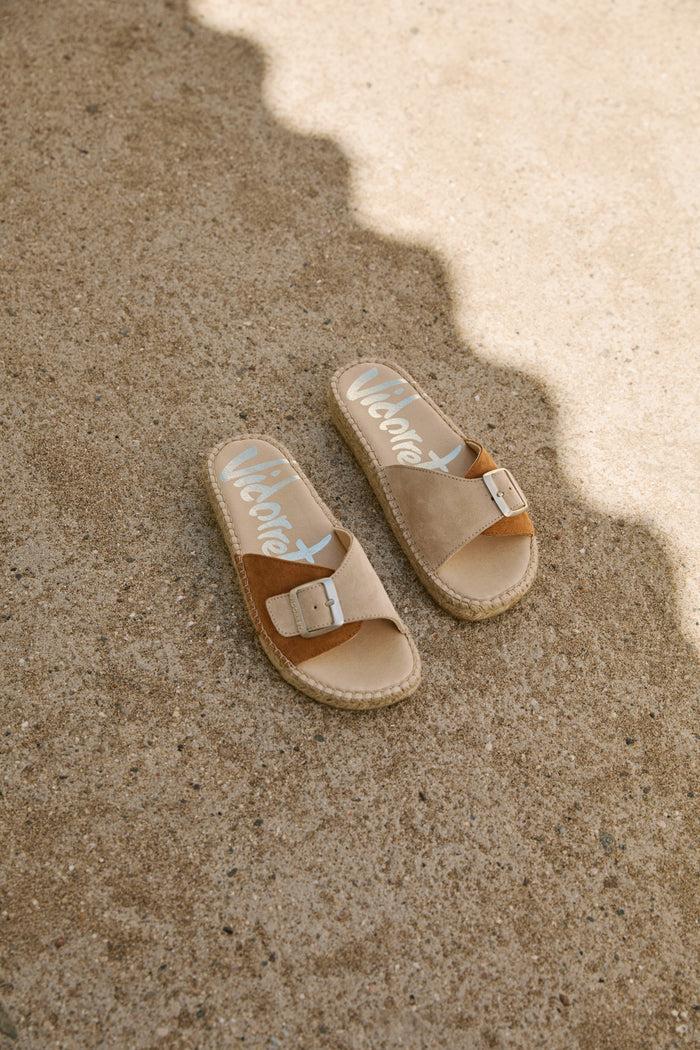 vidorreta Sandalia Hebilla Serraje Arena-cuero