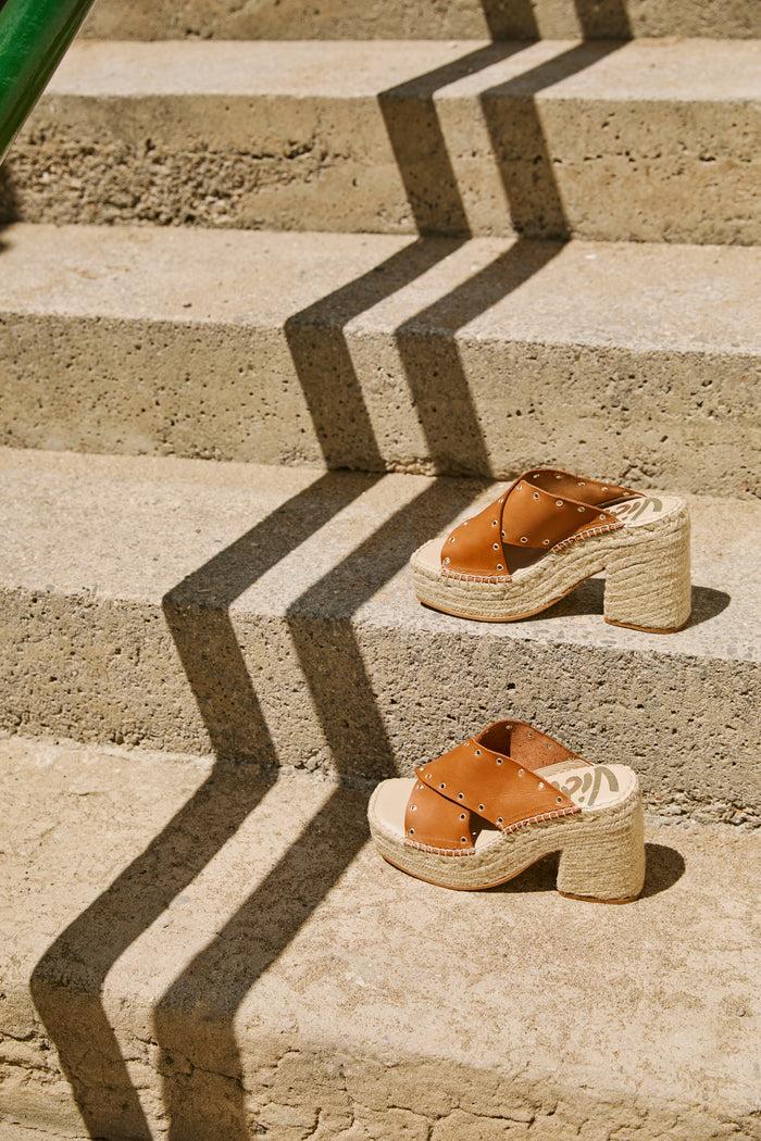 vidorreta Zueco cruzado vaquetta cuero