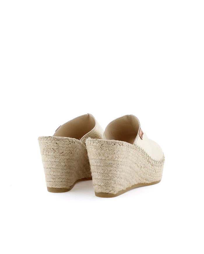 Vidorreta Zueco En Napa Metal Dorado Dominica