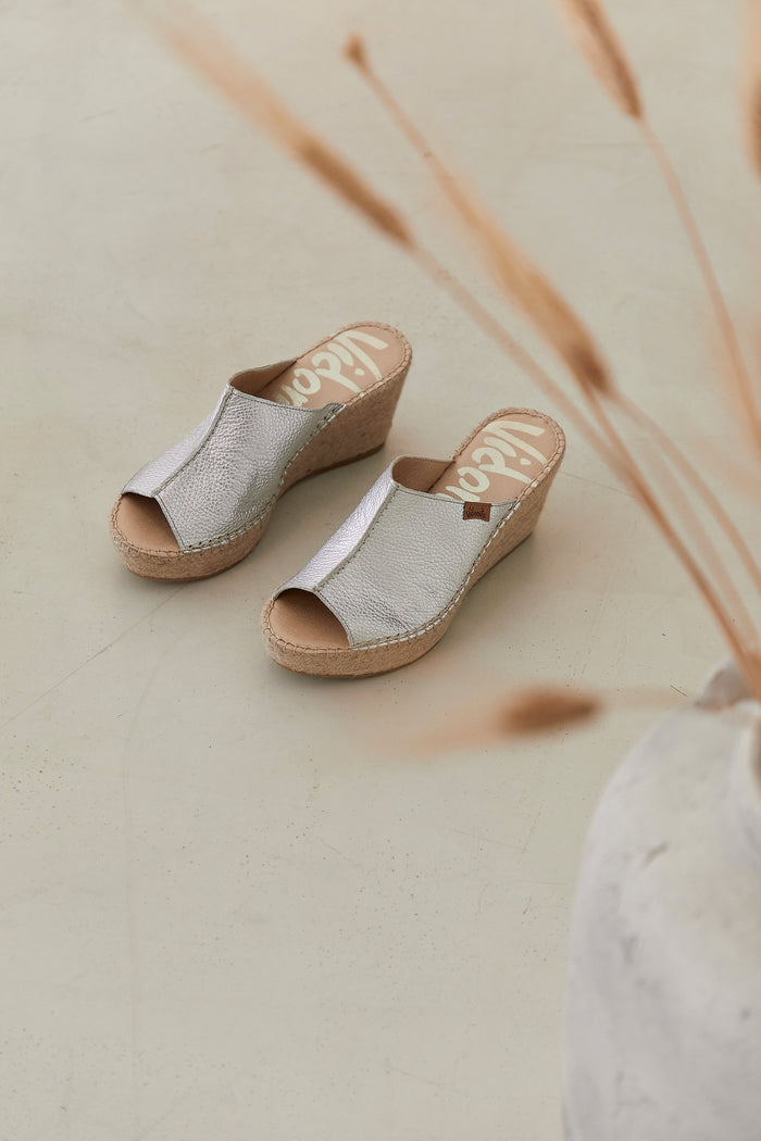 vidorreta Zueco napa metal plata Dominica