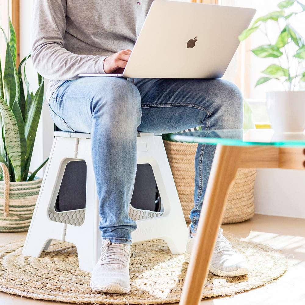 Vigar Compact Grey Foldable 40cm Stool