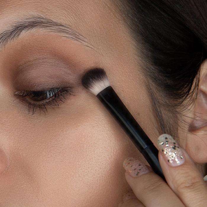 Viva La Diva Besties Forever Eyeshadow Brush Carrie