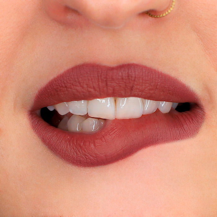 Viva La Diva Fem-Power Lipstick Jumbo #5 Genuine