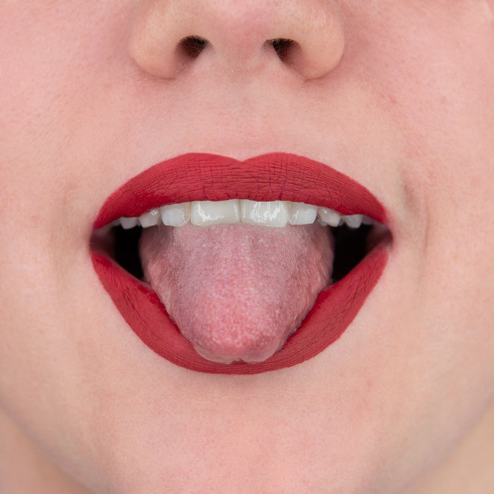 Viva La Diva Matte Liquid Lipstick Strawberry