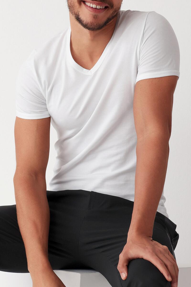 women'secret Camiseta termal de hombre cuello pico manga corta