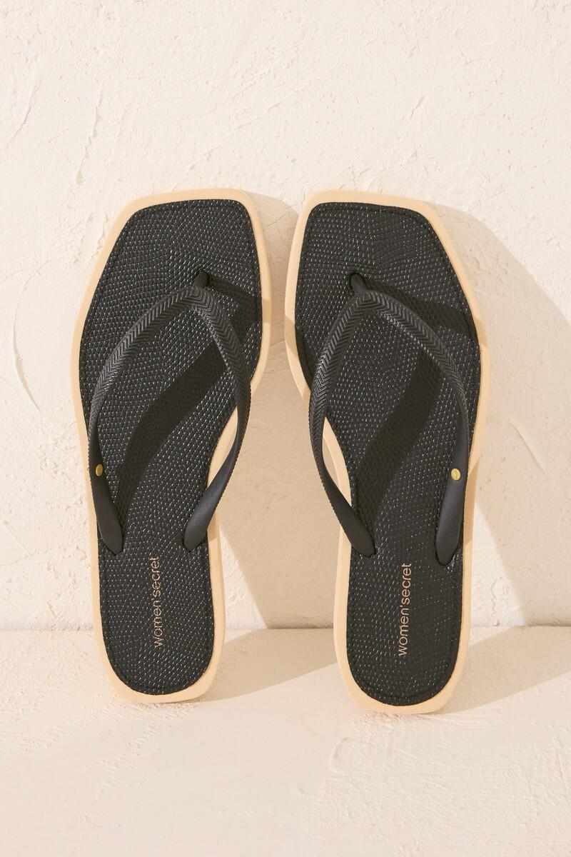 women'secret Chanclas punta cuadrada serpiente negro