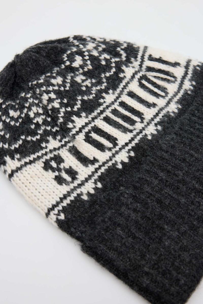 Women'secret Gorro Logo