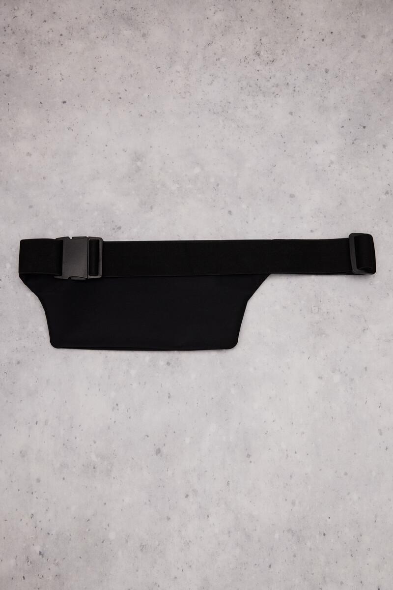 women'secret Riñonera negra extra plana