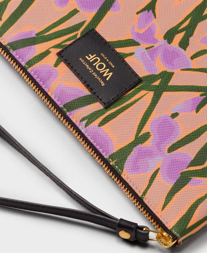 Wouf Iris XL Pouch Bag