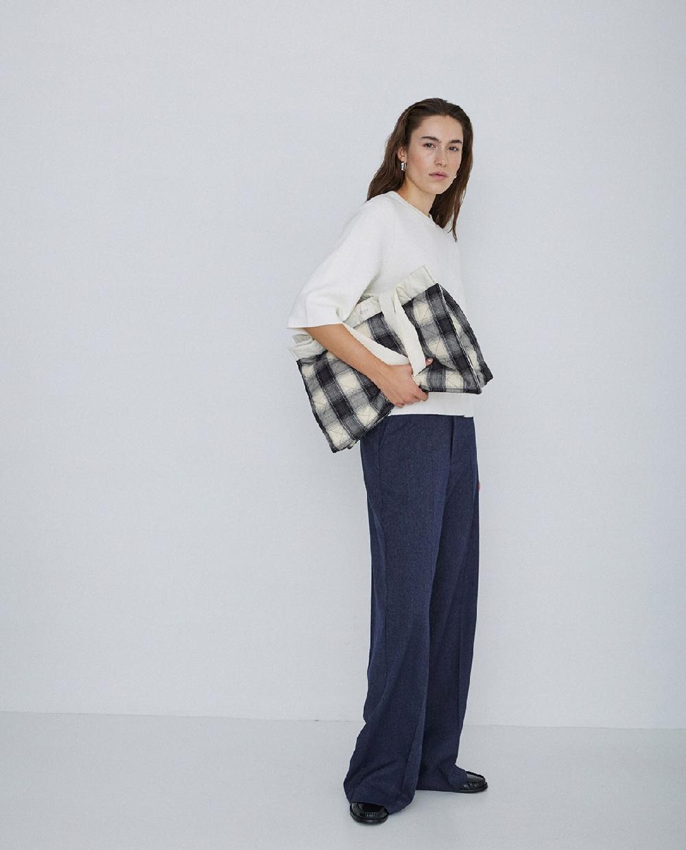 Yerse Bolsa Cuadros Acolchada Negro