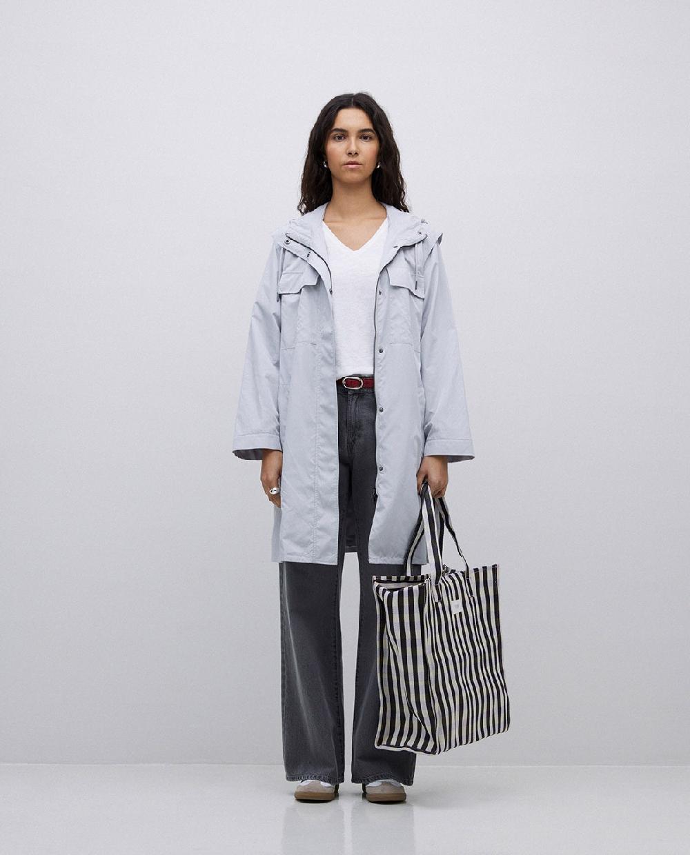 Yerse Bolsa Tote Cuadros Negro