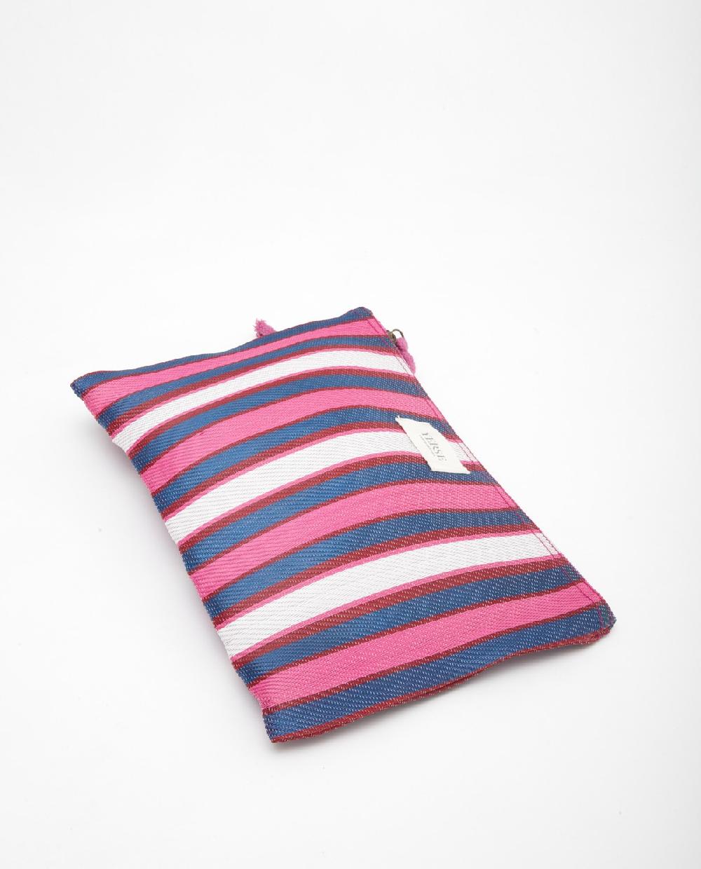 Yerse Bolso Pouch Rayas Fucsia