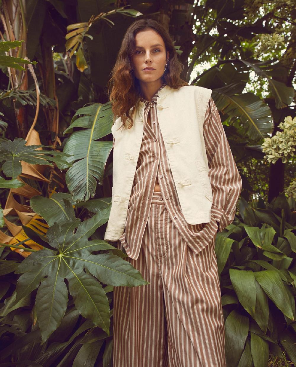 yerse Camisa algodón bolsillos rayas chocolate