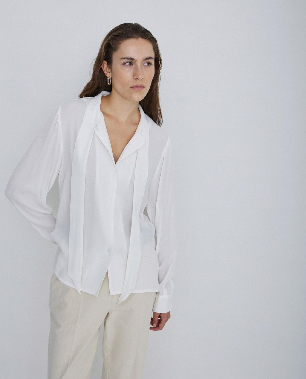 Yerse Camisa Fluida Lazo Crudo