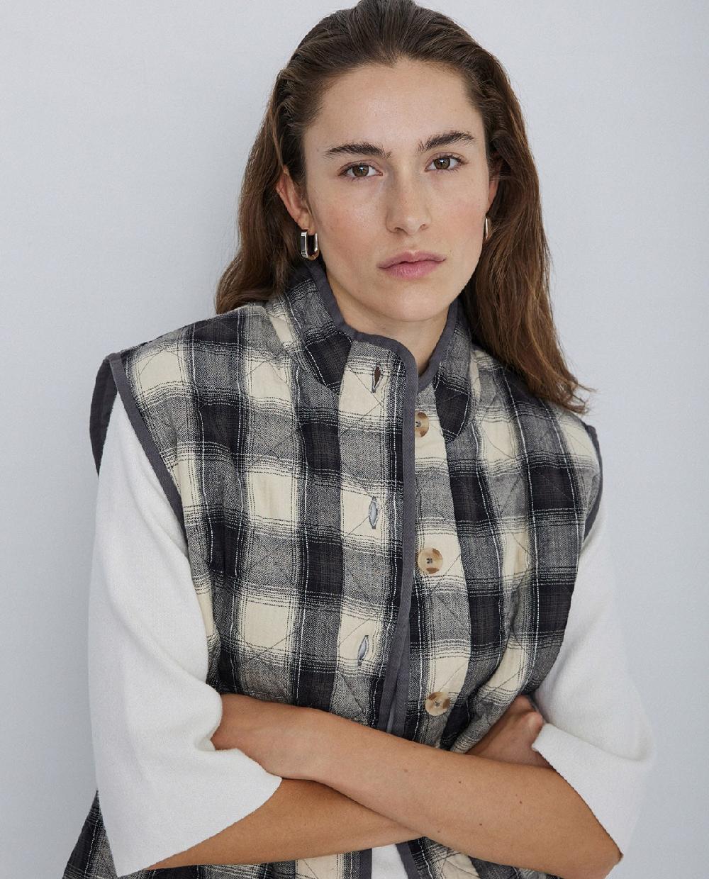 Yerse Chaleco Acolchado Cuadros Negro