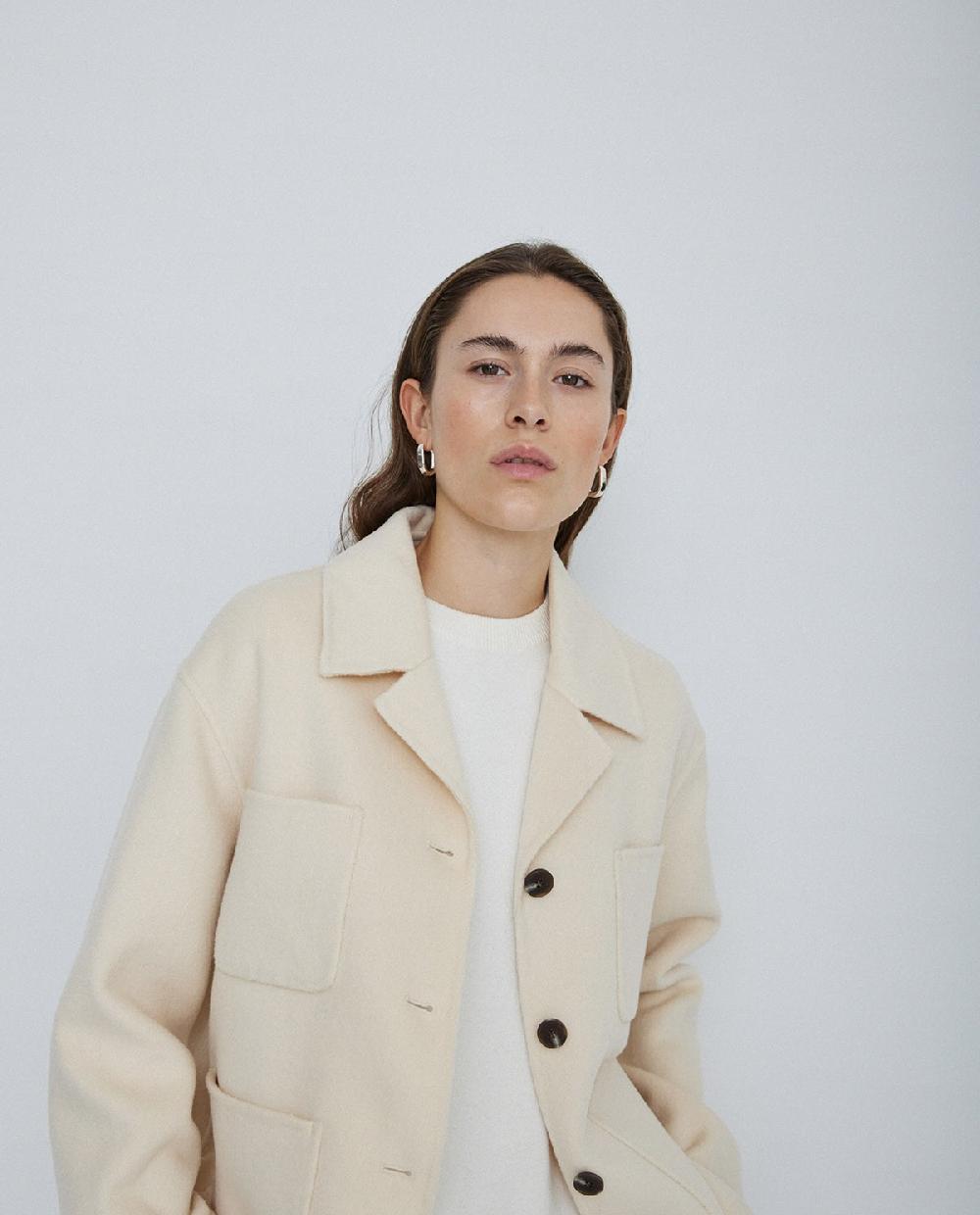 Yerse Chaqueta Lana Doble Faz Crudo