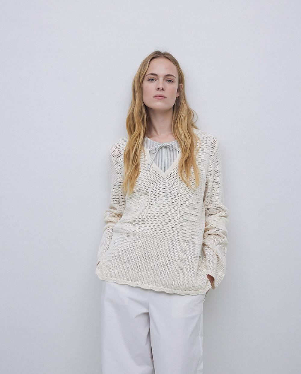 yerse Jersey calado lazo blanco roto