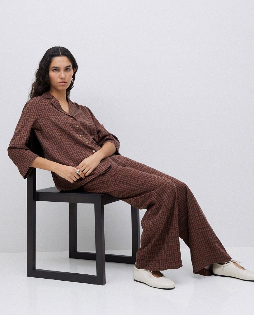 yerse Pantalones wide leg tencel marrón