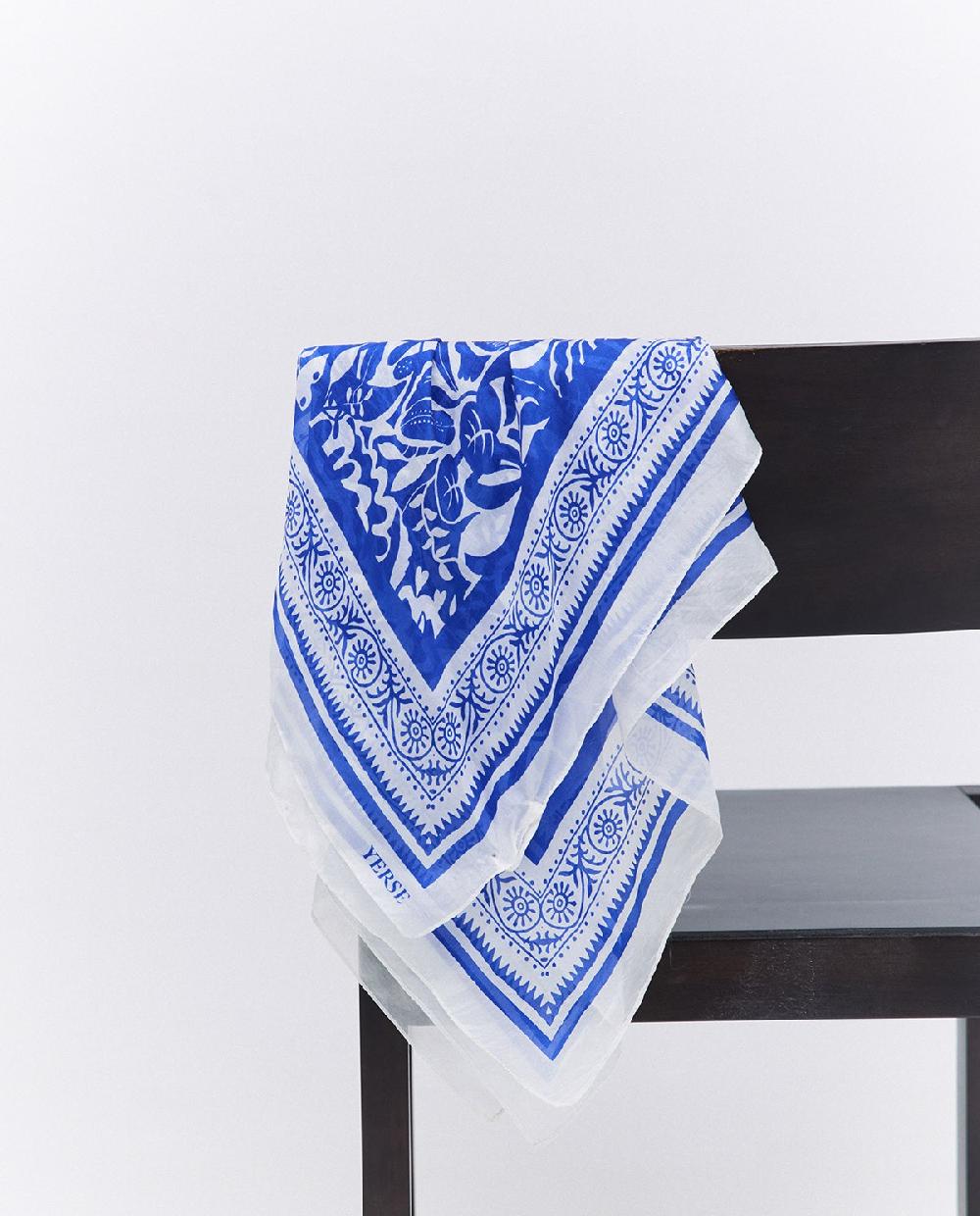 yerse Pañuelo seda azul