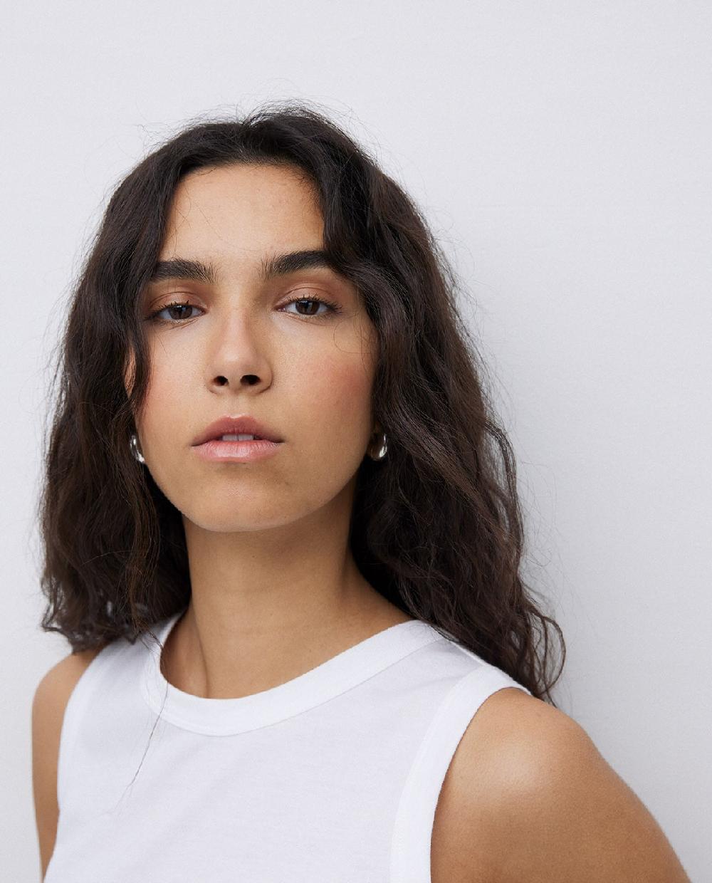 Yerse Top Básico Escote Redondo Blanco