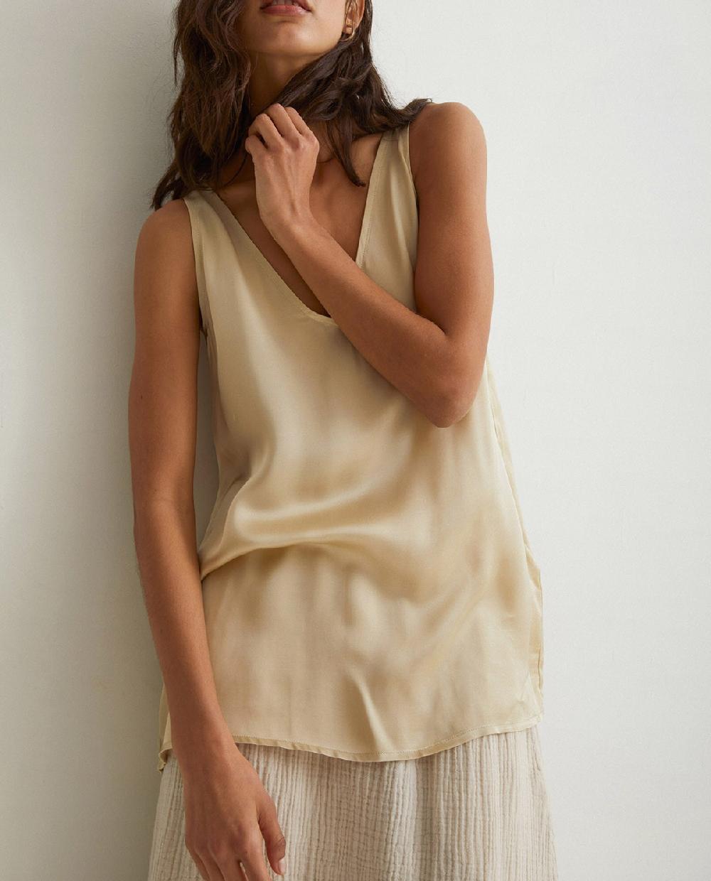 yerse Top satén tirantes natural