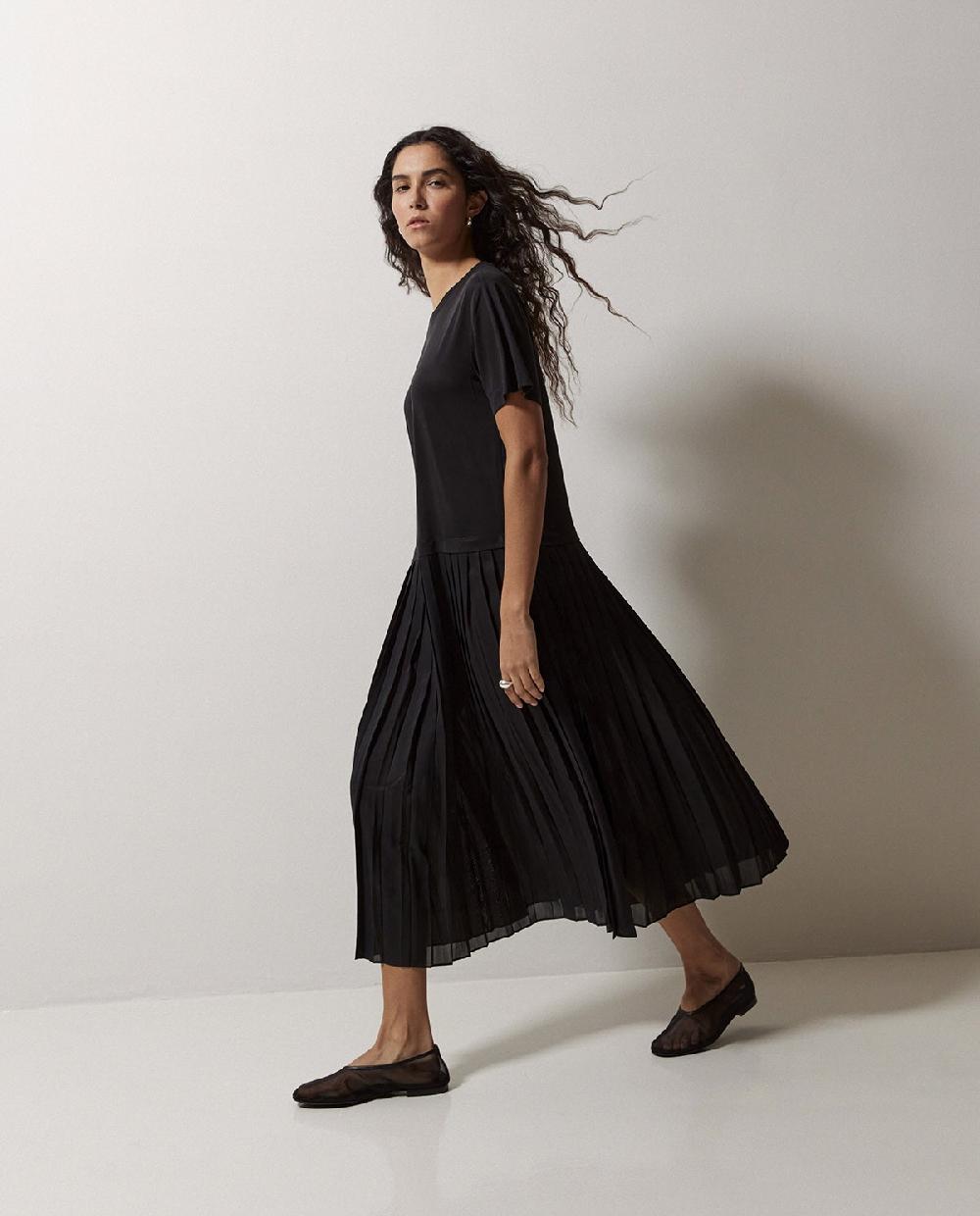 yerse Vestido evasé falda plisada negro