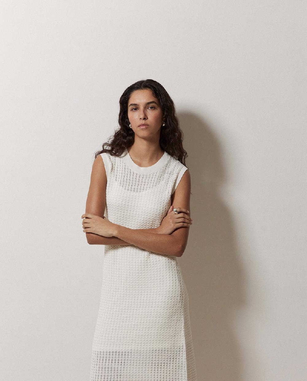 Yerse Vestido Largo Calado Blanco