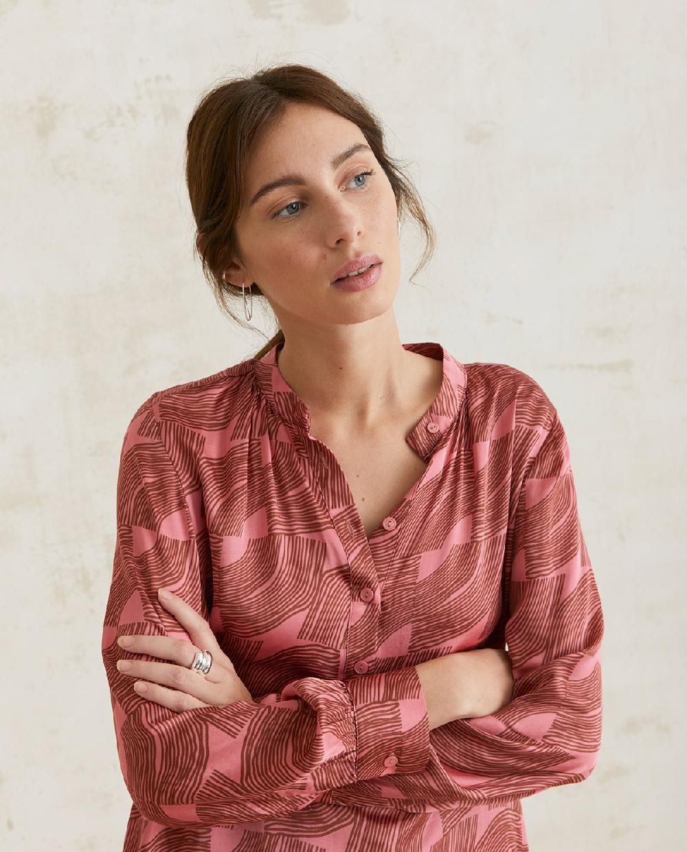 Yerse Vestido Satén Manga Larga Rosa