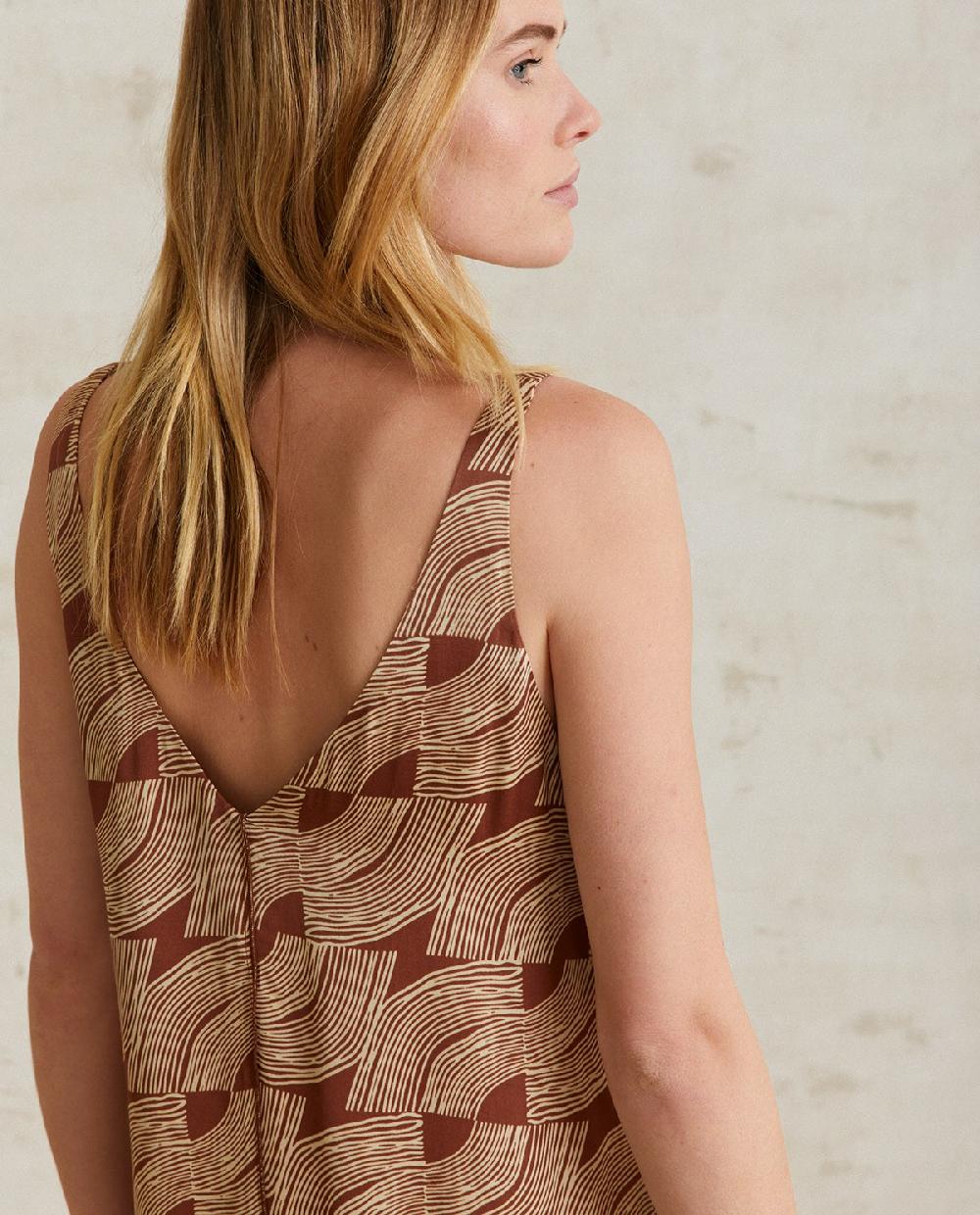 Yerse Vestido Satén Tirantes Chocolate