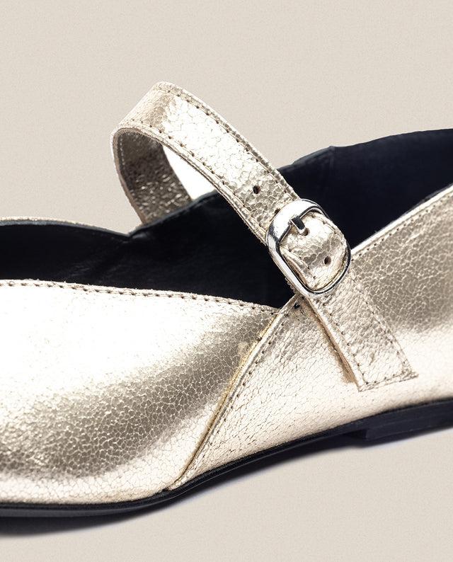 Yokono Bailarina ARI-001 Dorado