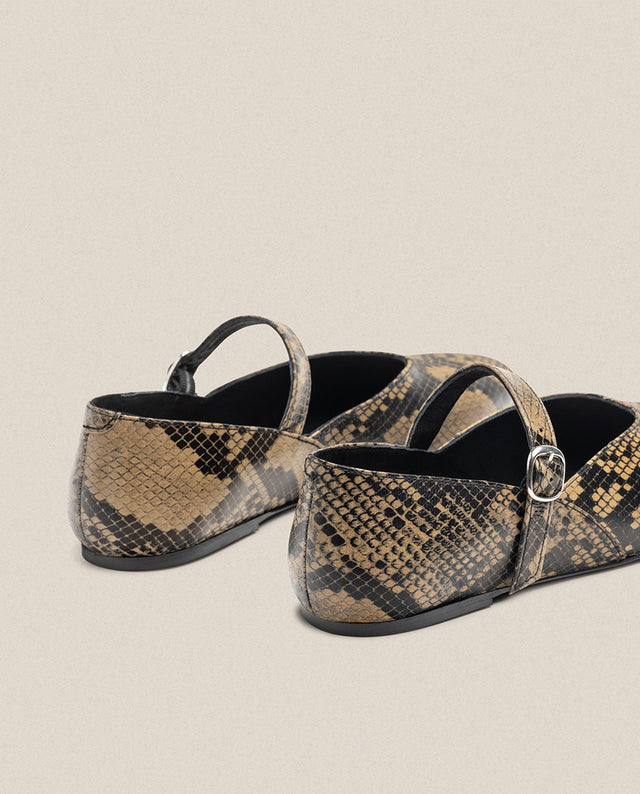 Yokono Bailarina Ari 001 Serpiente