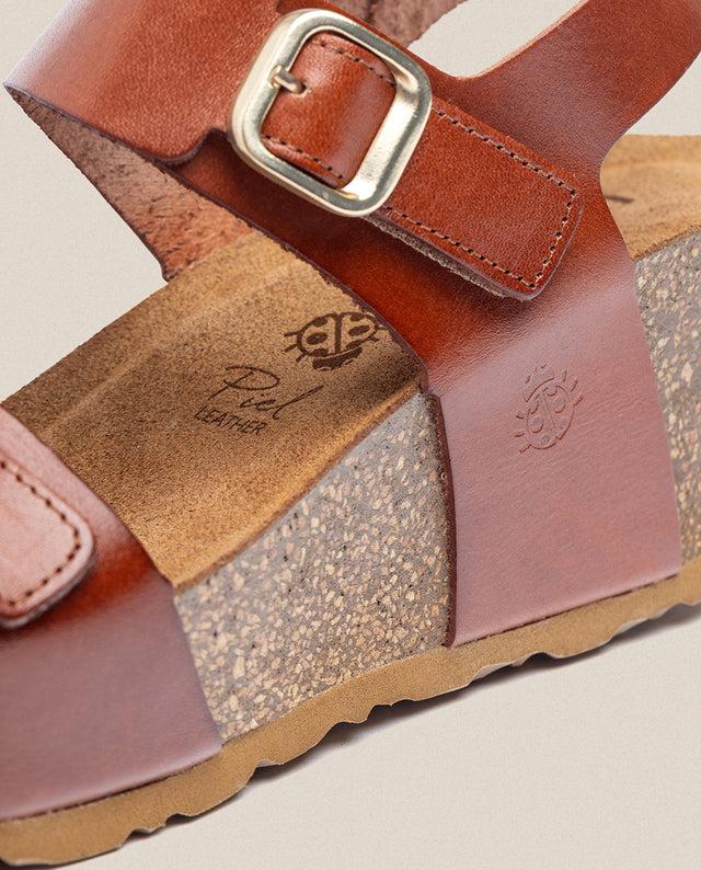 Yokono Sandalia Cuña Bari 301 Marrón