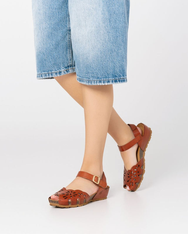 Yokono Sandalia De Cuña Monaco 047 Marrón