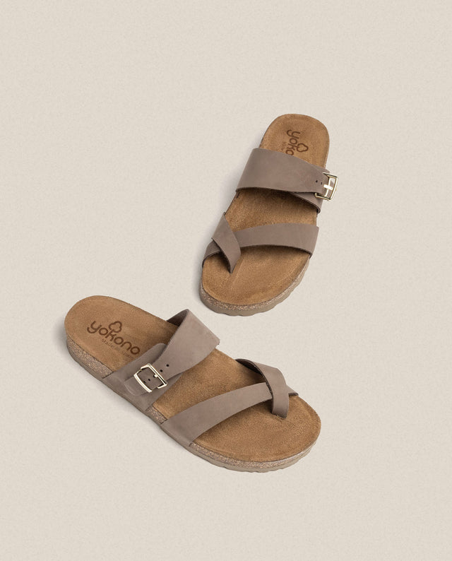 Yokono Sandalia Plana Jerba 091 Marrón