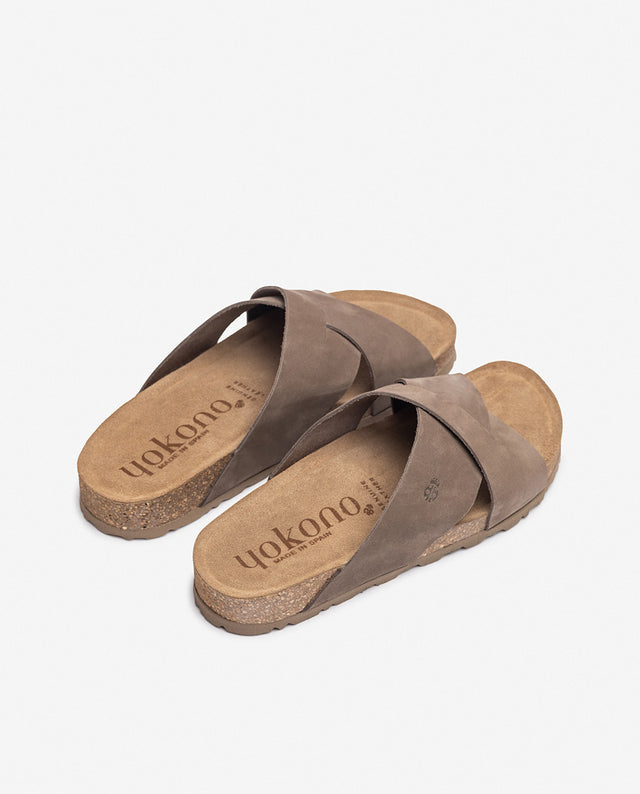 Yokono Sandalia Plana JERBA-300 Marrón